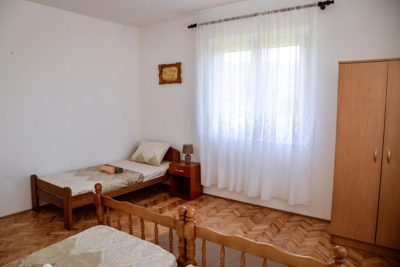 Apartment Nikola Kotor Luaran gambar