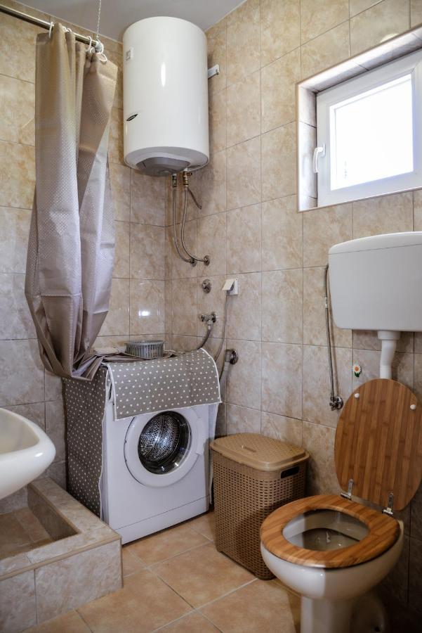 Apartment Nikola Kotor Luaran gambar