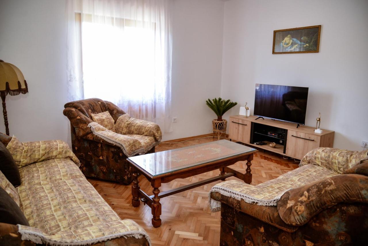 Apartment Nikola Kotor Luaran gambar