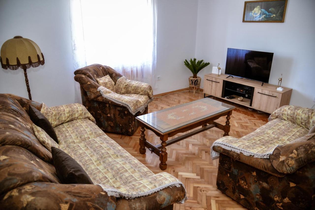Apartment Nikola Kotor Luaran gambar